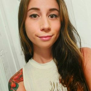 Meet your Posher, Ivy